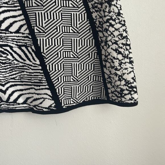 Parker A-line knit sweater geometric pattern pull on mini skirt sz S - Picture 4 of 6
